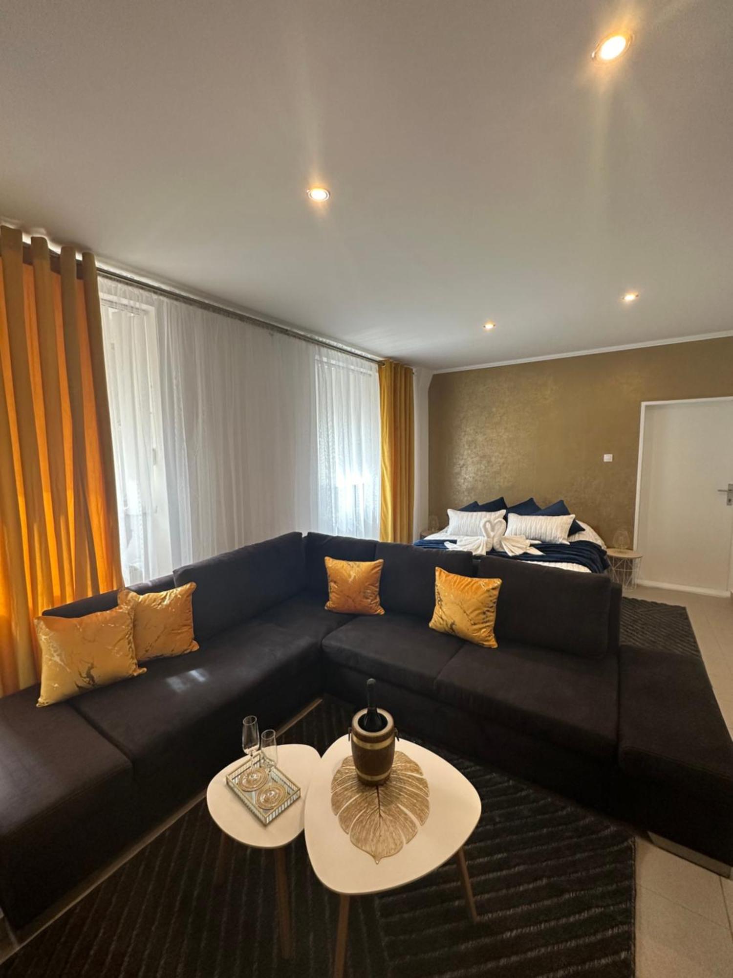 Apartment Reduta Celebration Попрад Экстерьер фото
